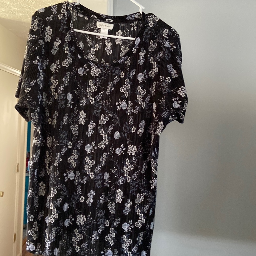 Ladie’s blouse